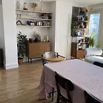 Charming Apartment Near La Villette