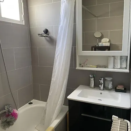Apartment Charming Near La